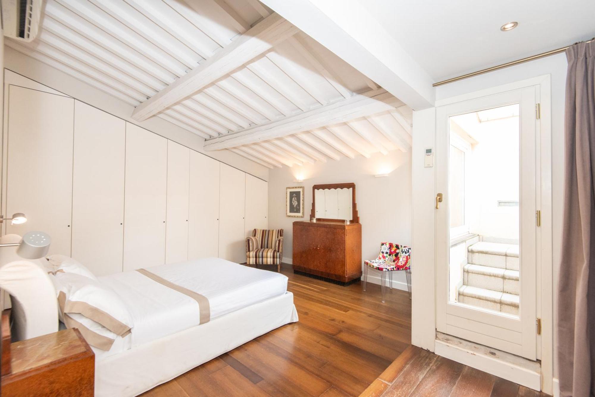 Giambologna Attic By Firenze Prestige Apartamento Exterior foto
